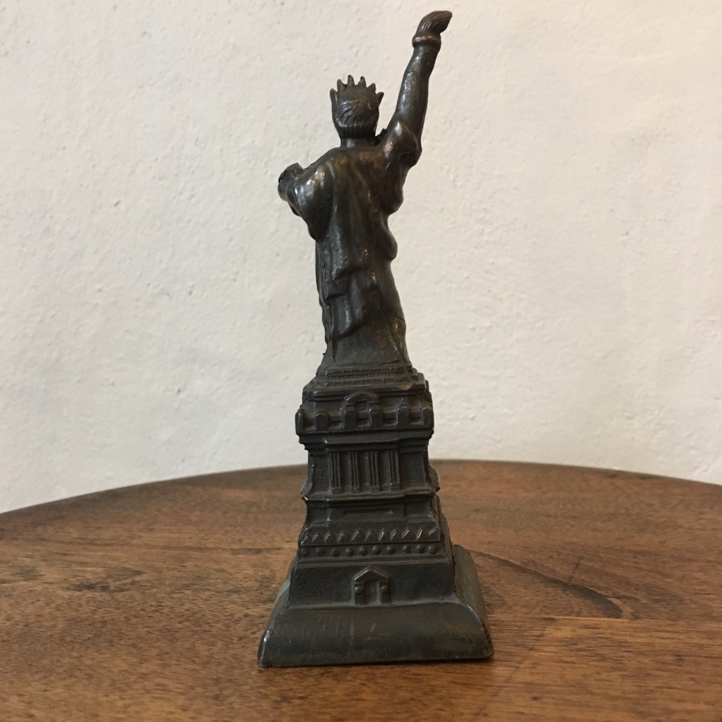 Antique Statue of Liberty “NewYork” object SIGNAL GARMENTS